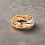 Saanvi Three-Toned Loop Ring